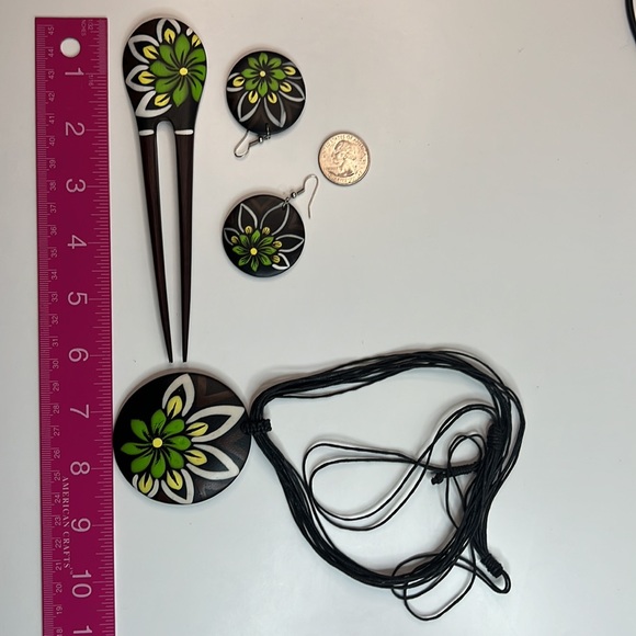 Wood Earrings Necklace Hair Comb Set - Picture 13 of 16